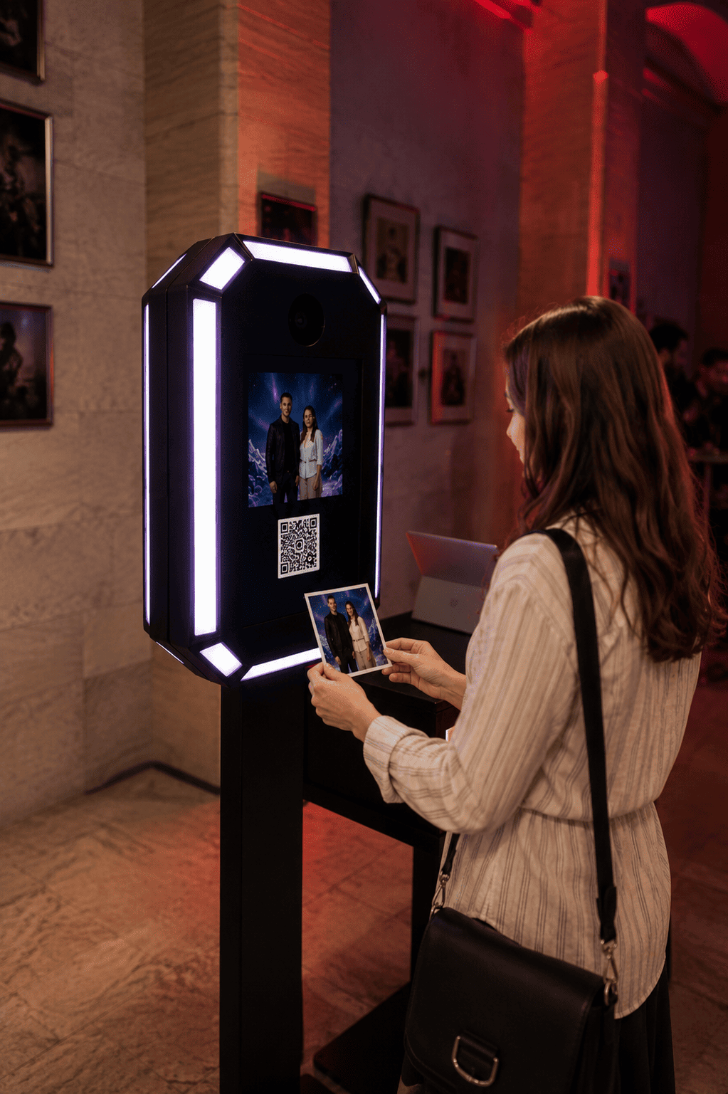 Гость получает готовый AI-портрет по QR-коду